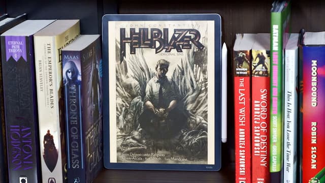 Amazon Kindle Scribe Colorsoft