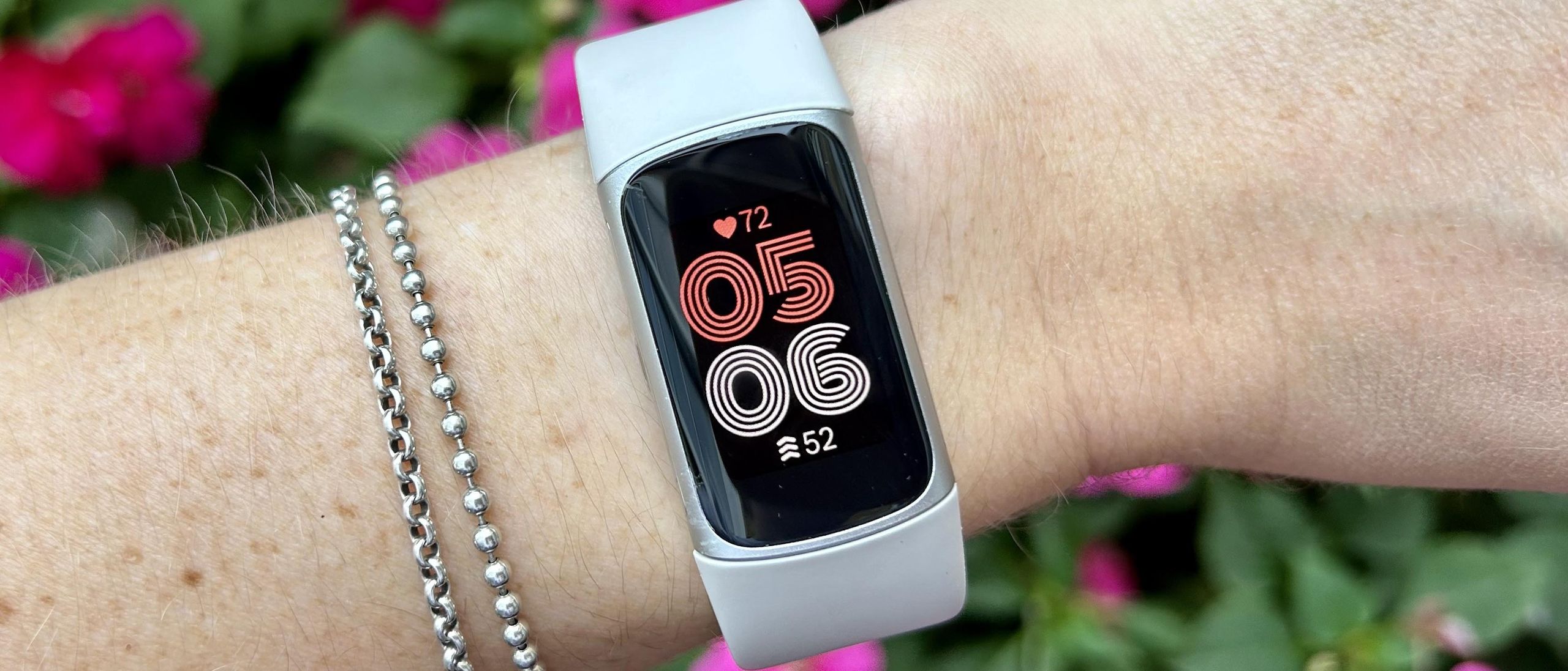 Fitbit Charge 6