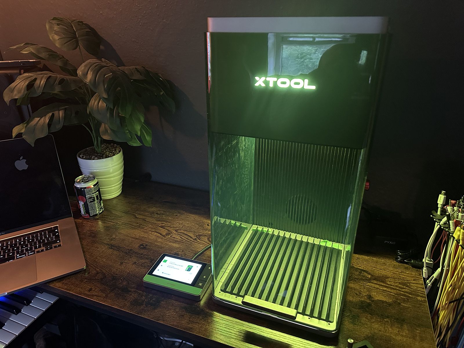 xTool F1 Ultra 20W Fiber & Diode Dual Laser Engraver